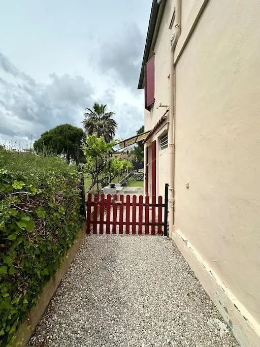 Maison A Cannes 0*,  France
