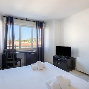 2* Aparthotel Residhotel Festival