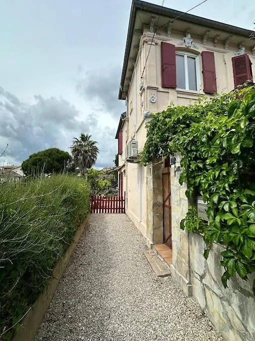 Maison A Cannes Francia